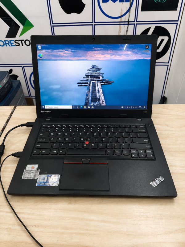 Lenovo ThinkPad L460 refurbished laptop with Core i3-6100U and 4GB RAM