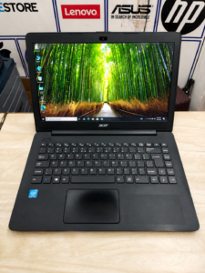 Acer One L1410 refurbished laptop with Intel Celeron N3060 and 4GB RAM